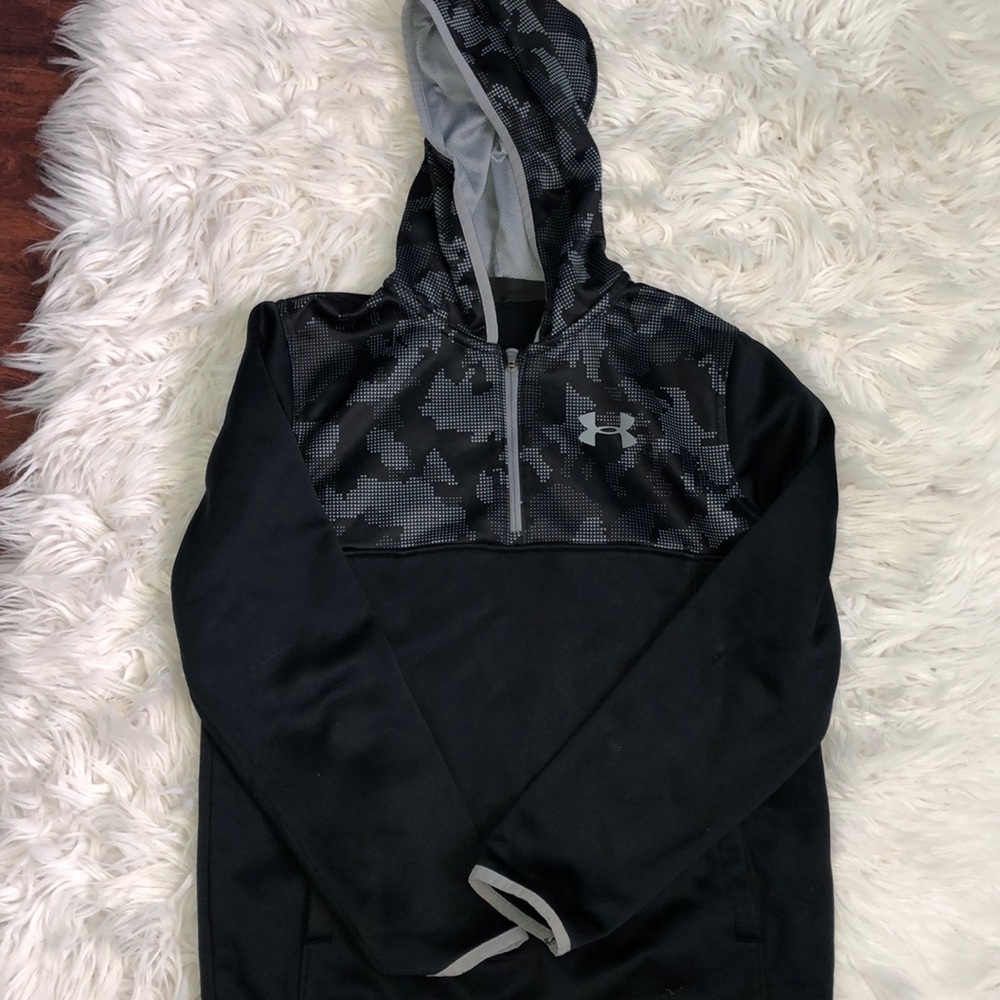 Under Armour 1/4 Zip Hoodie